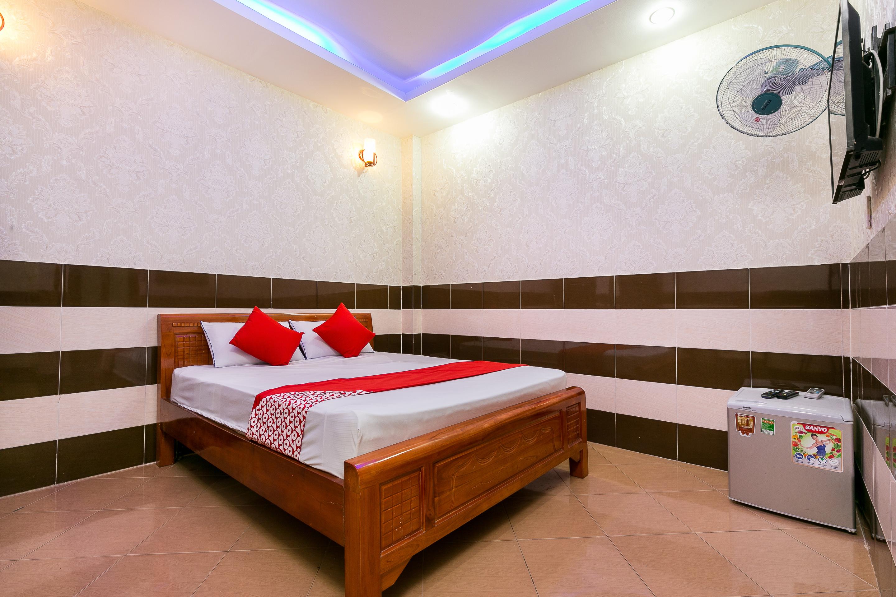 Binh Dung Hotel Хошимин Экстерьер фото
