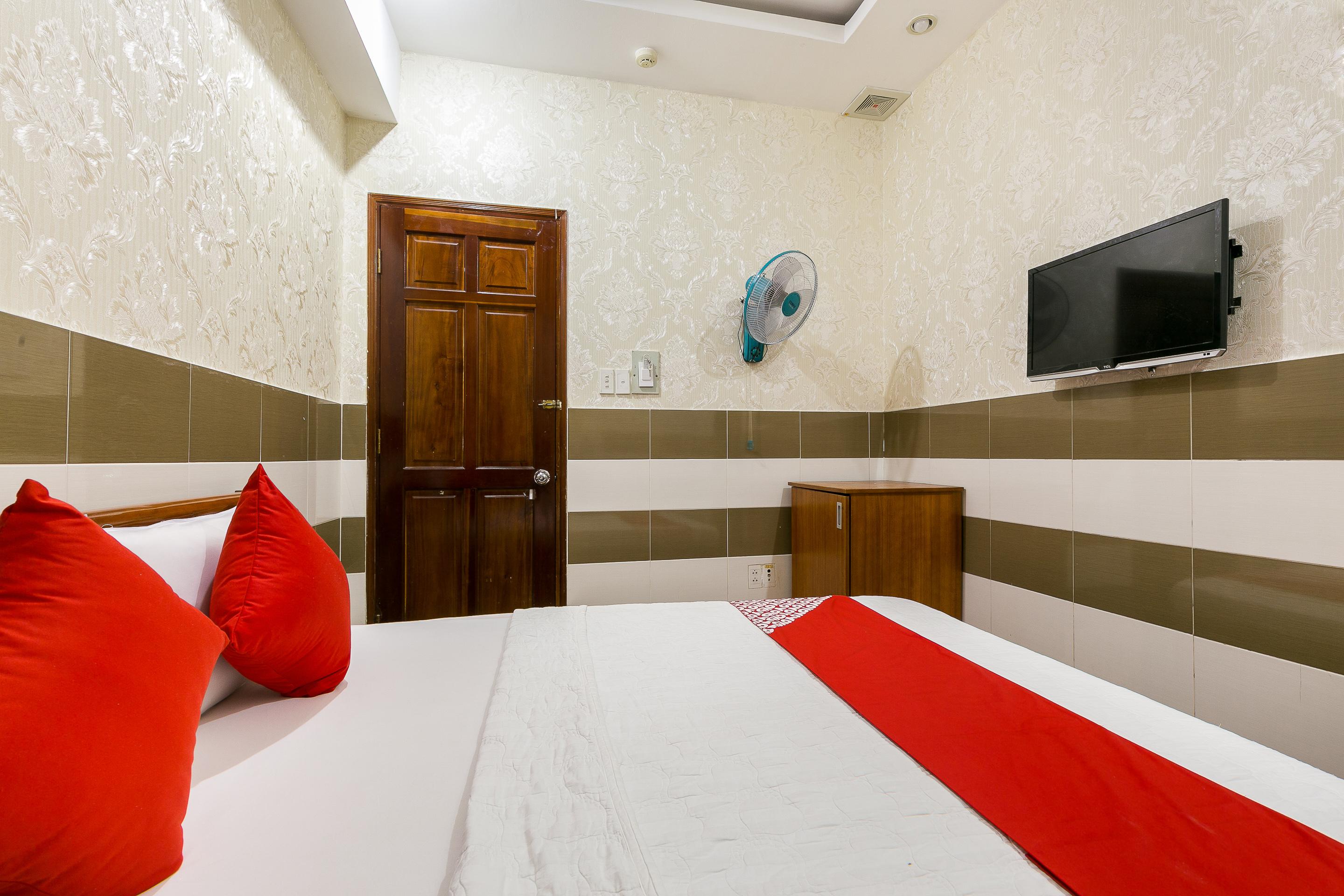 Binh Dung Hotel Хошимин Экстерьер фото