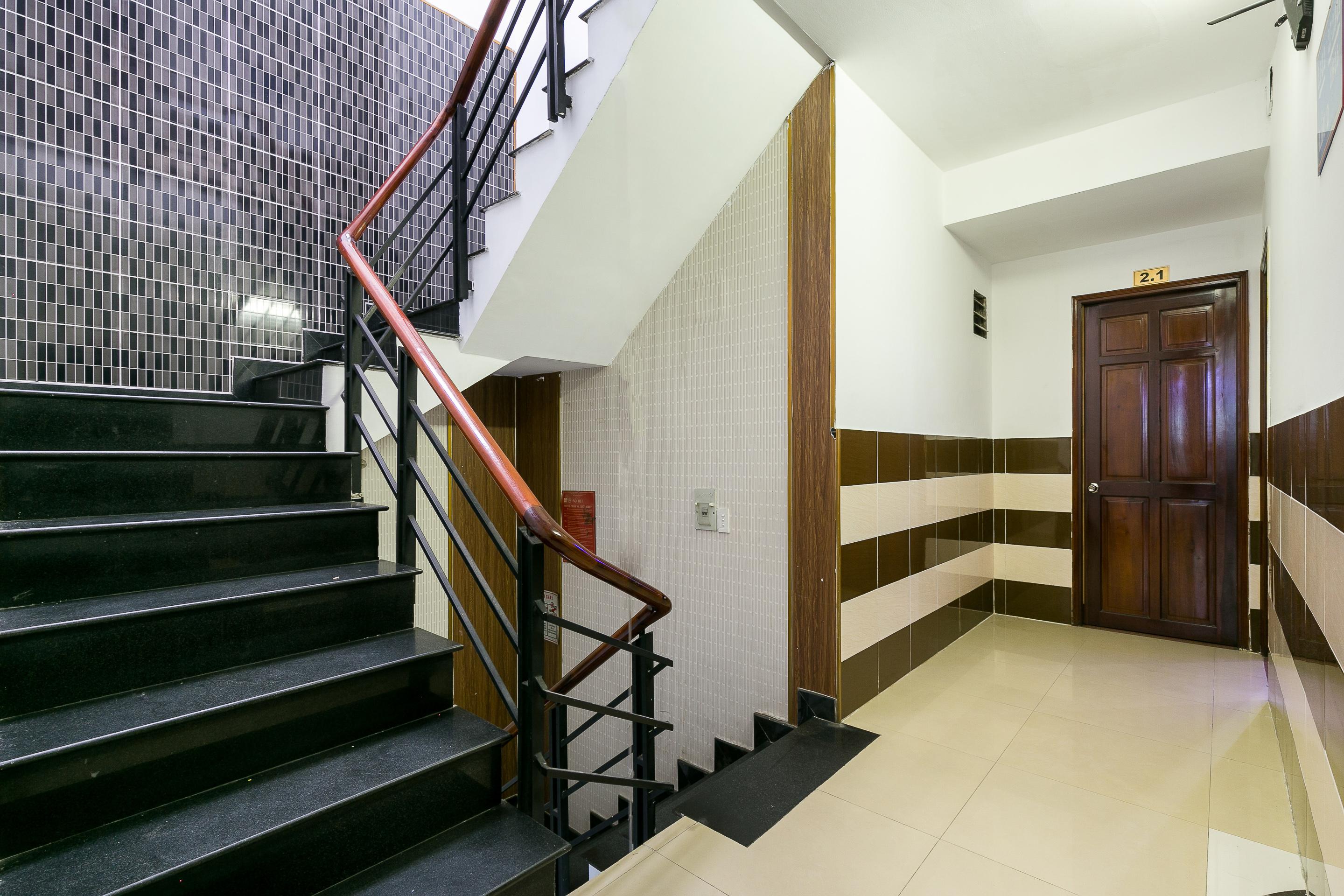 Binh Dung Hotel Хошимин Экстерьер фото