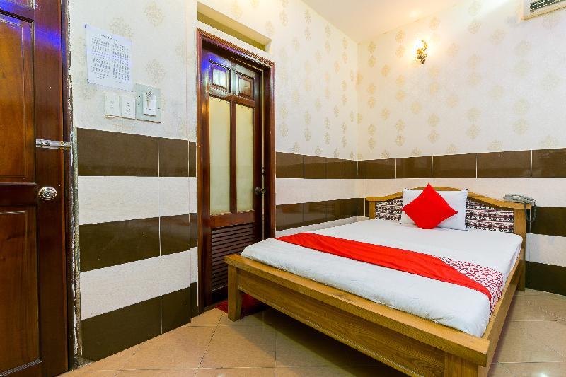 Binh Dung Hotel Хошимин Экстерьер фото
